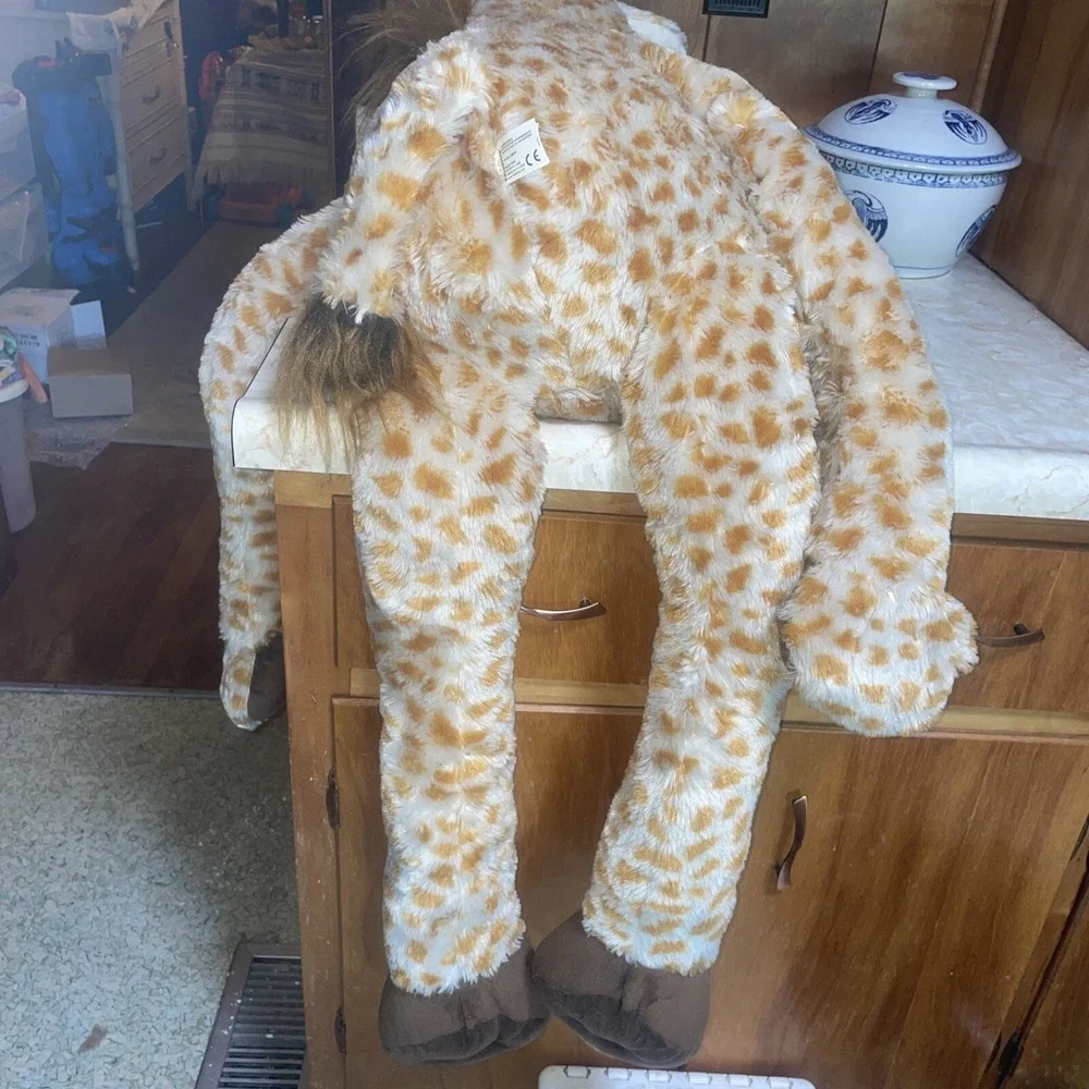 Large Giraffe Kelly Toy Plush‎ With Acrylic Large Eyes